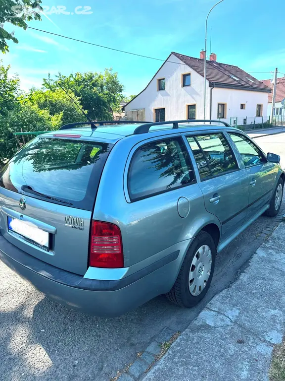 Škoda octavia 1,9tdi-74kw. R.v.2006 - fotka 5