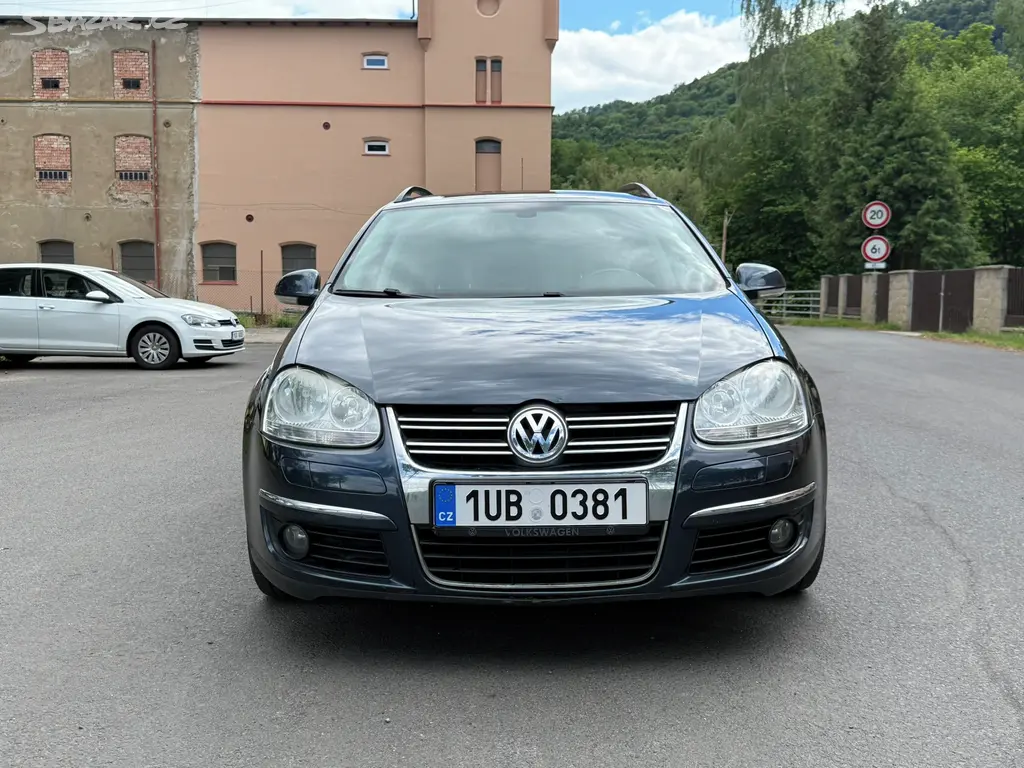 Volkswagen Golf 1.4 TSI 90 kW - fotka 2