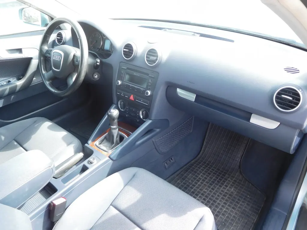 Audi A3 Sport 2.0TDi, 103 kW, Aut. Klima, TOP KM - fotka 5