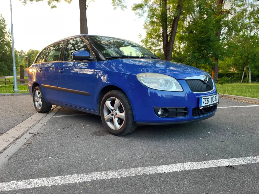 Škoda Fabia 2 1,4 63kw - fotka 3