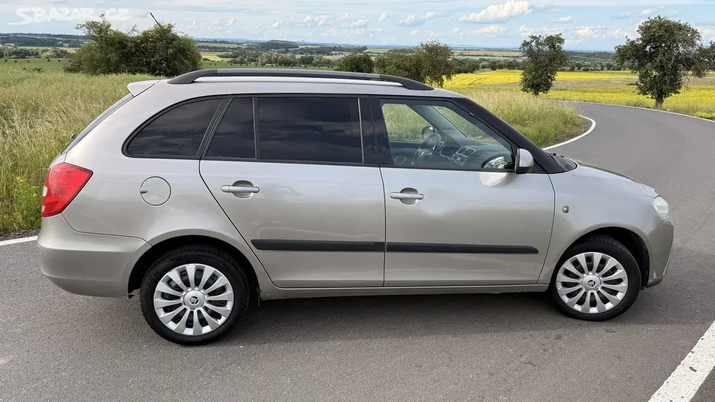 Škoda Fabia II 1.9TDI 77kW Elegance lze splácet - fotka 4