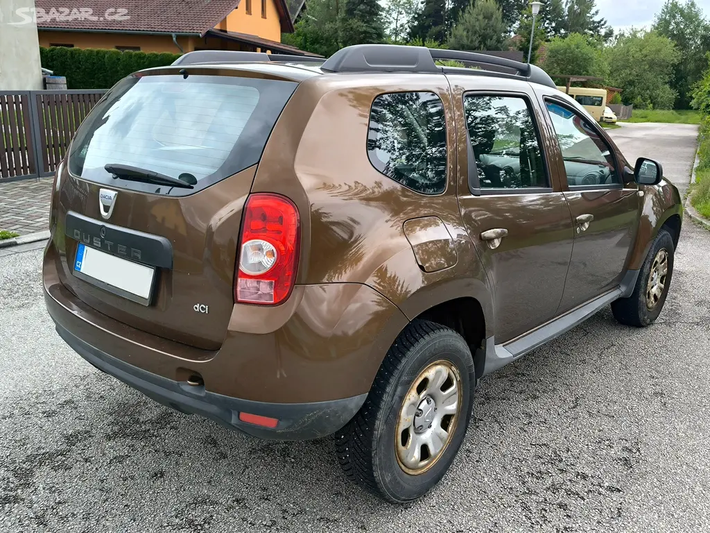DACIA DUSTER 1.5 DCI 79kw, 82000KM, 1.MAJITEL - fotka 4
