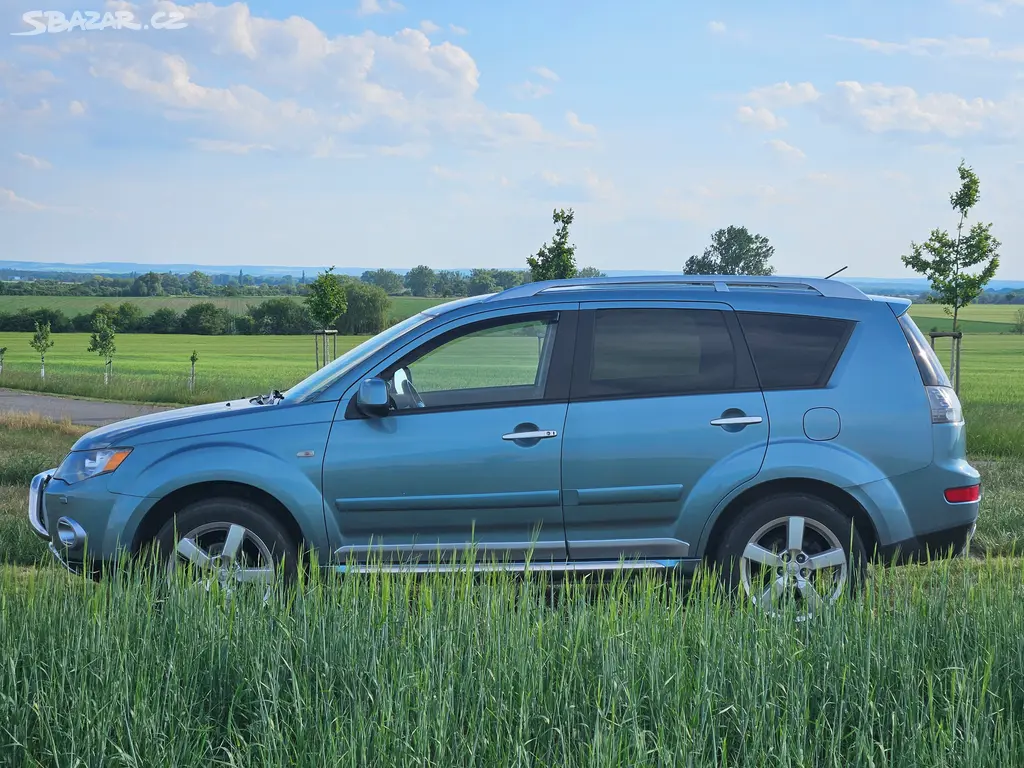 Mitsubishi Outlander 2.0 123kW, AWD, 2007,193000KM - fotka 2