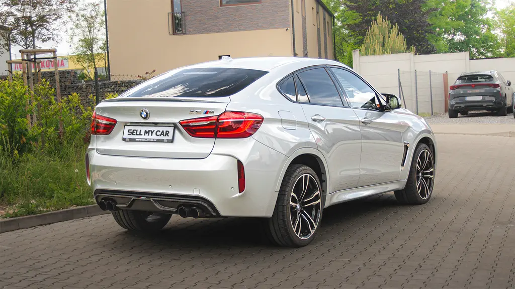 BMW X6, M 4,4/423kW xDrive ČR 360° - fotka 4
