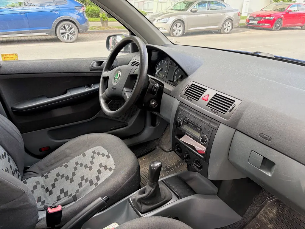 Škoda Fabia 1.2 AWY (40kw) - fotka 6