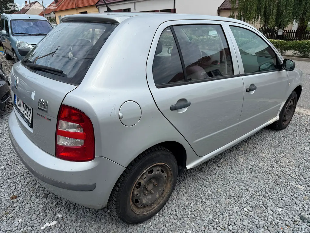 ŠKODA FABIA 1.4 MPi 44 KW - fotka 5