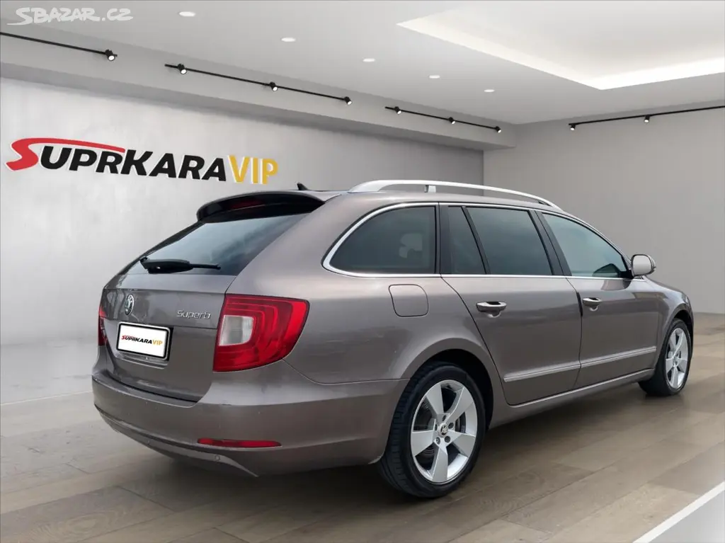 Škoda Superb, 2,0 TDi DSG 125kW Elegance - fotka 5