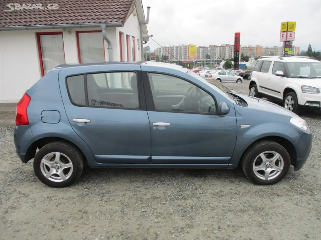 Dacia Sandero, 1,4 i, klimatizace, serviska, - fotka 4