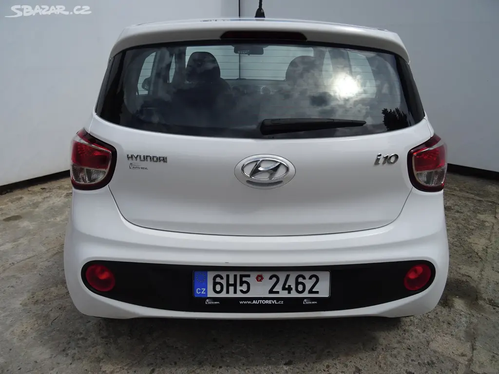 Hyundai i10 1.0i,NovéČR,S.kniha - fotka 5