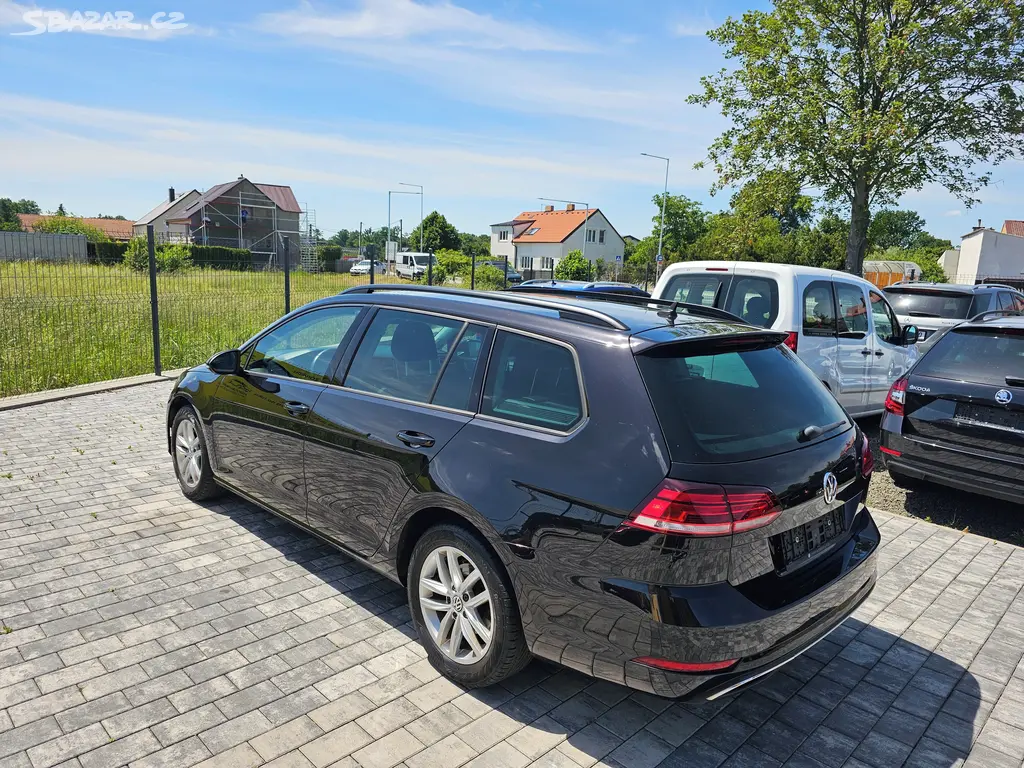 Volkswagen Golf, 2.0 TDI 110kw - fotka 6