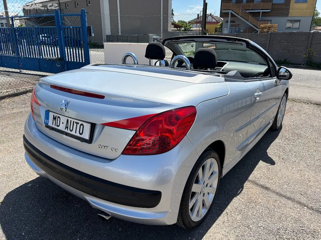 PEUGEOT 207 CC 1.6 110KW CABRIO VYHŘEV SEDADEL - fotka 4