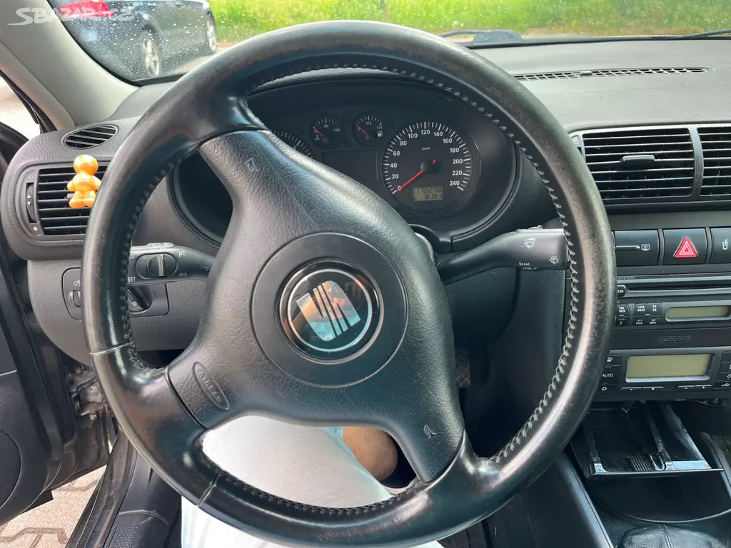 KLIMA,BEZ KOROZE,TEMPOMAT,Seat toledo 1.9 tdi 81kw - fotka 5