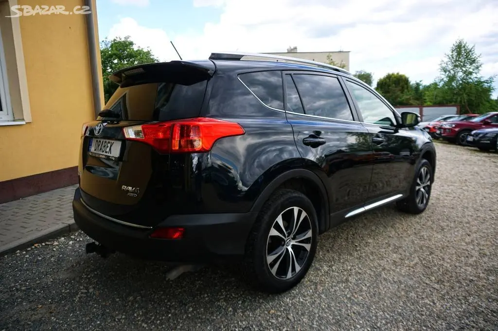 Toyota Rav4, 110 kW - fotka 5