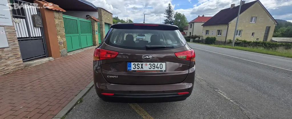Kia Ceed 1.6 gdi, 99 kW, ČR, 2.majitel, po servisu - fotka 6