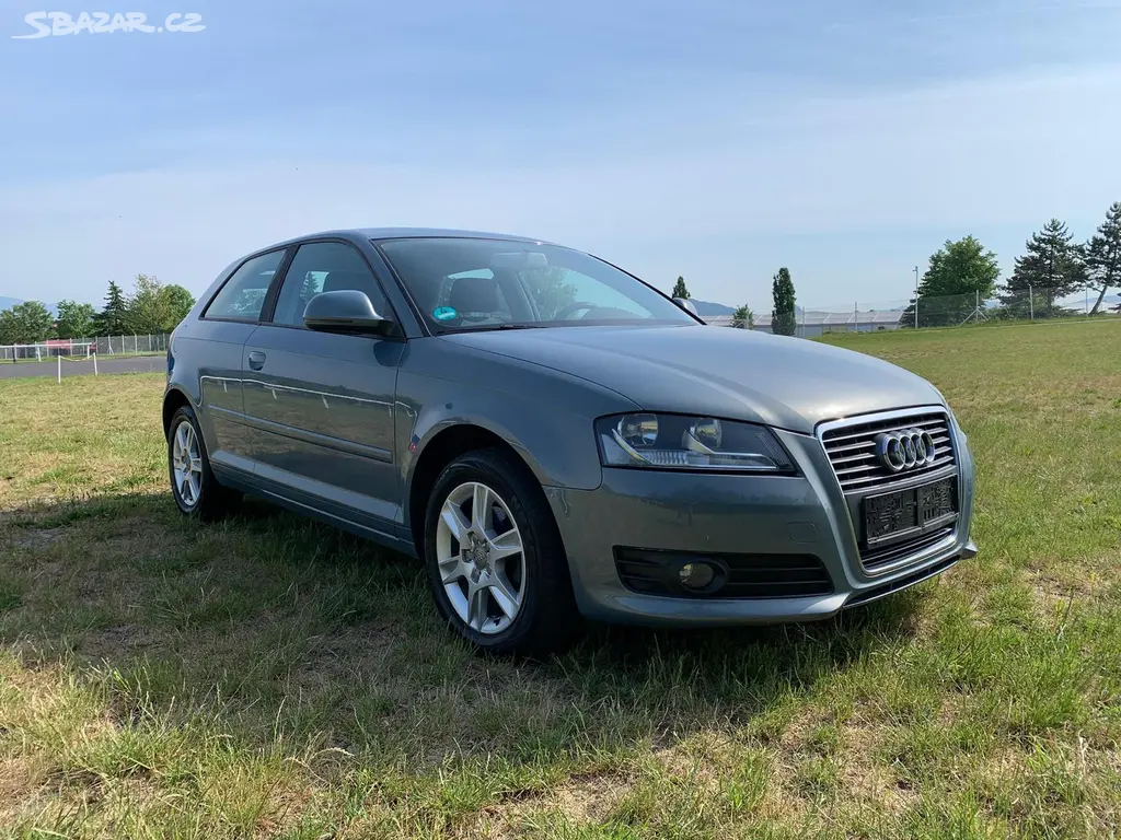 Audi A3 1.6 i 75kw r.v. 2010 149 000 km - fotka 3