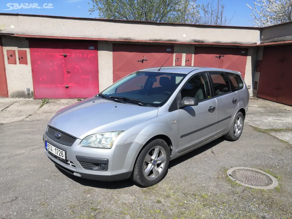 Ford Focus combi - fotka 2