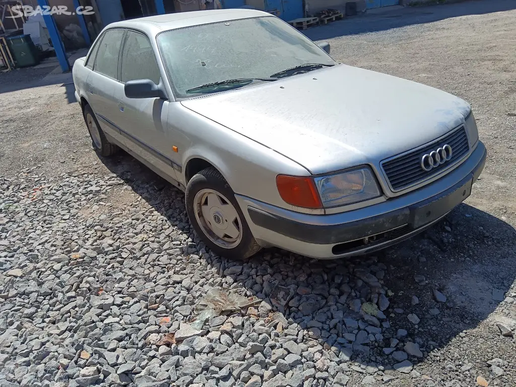 Audi 100 2,3