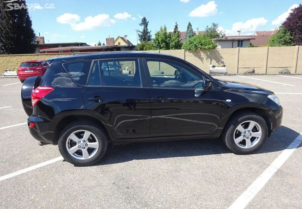 Toyota Rav 4 2.0i r.v.2006 (112 kw) AUTOMAT - fotka 3
