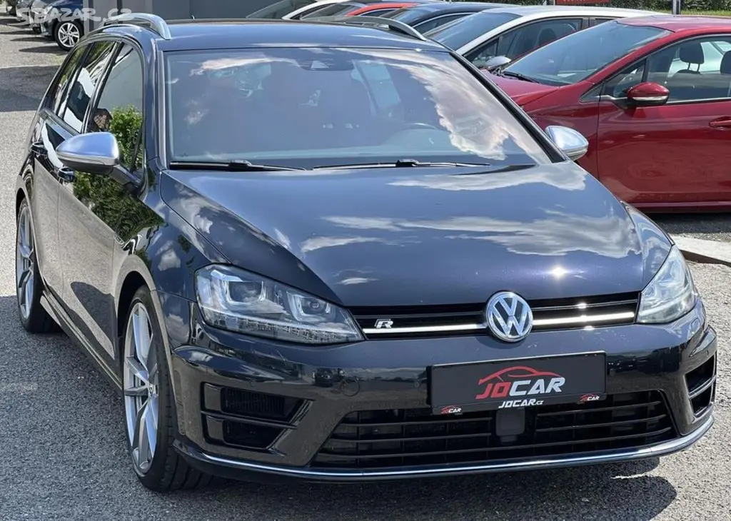 Volkswagen Golf R Variant 2.0TSi 221kw 4x4 DSG - fotka 3