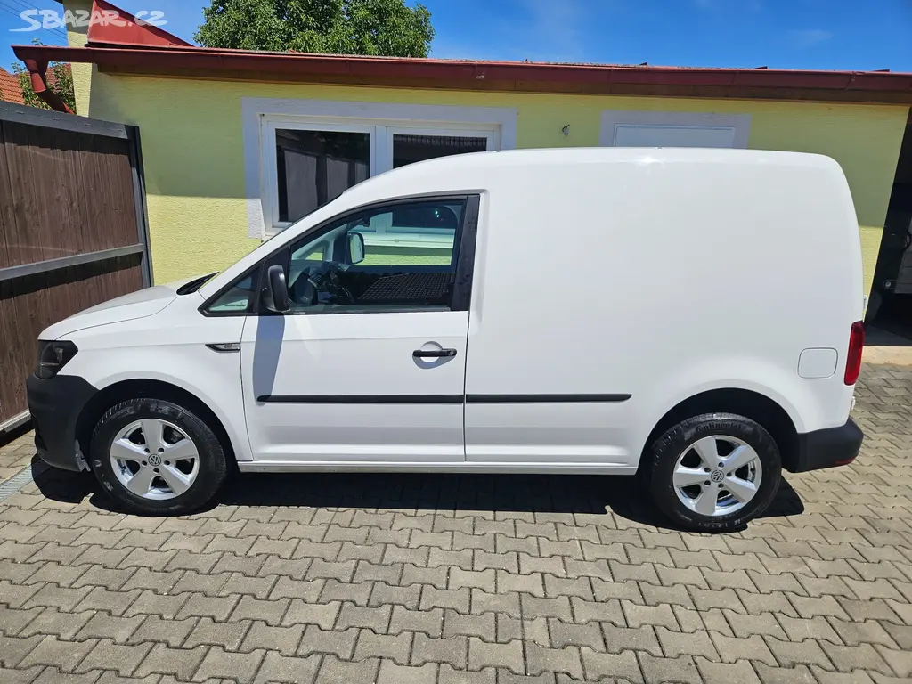 VW Caddy 2.0TDI 55kw 2018 nehavarované,TOP stav. - fotka 4