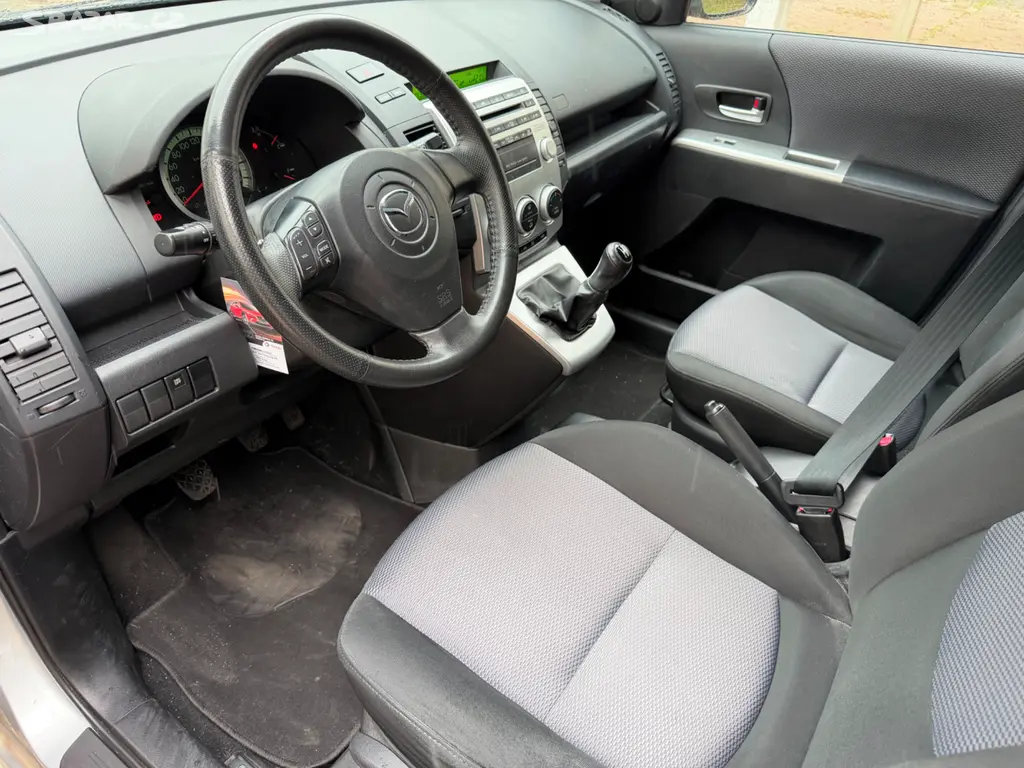 Mazda 5 - 7 míst - fotka 5