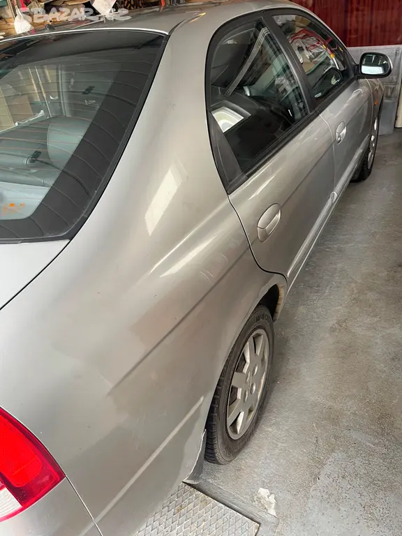 Kia Shuma - fotka 2