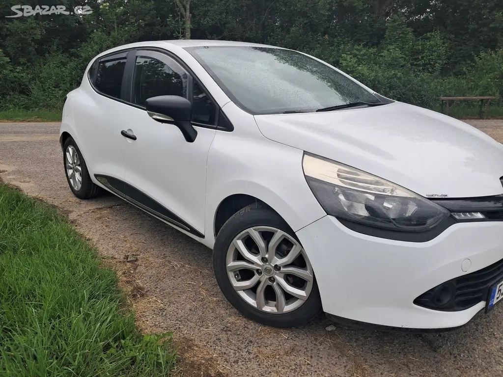 Renault Clio IV 1.2 16V (54kw) 2013, 105.000km - fotka 2