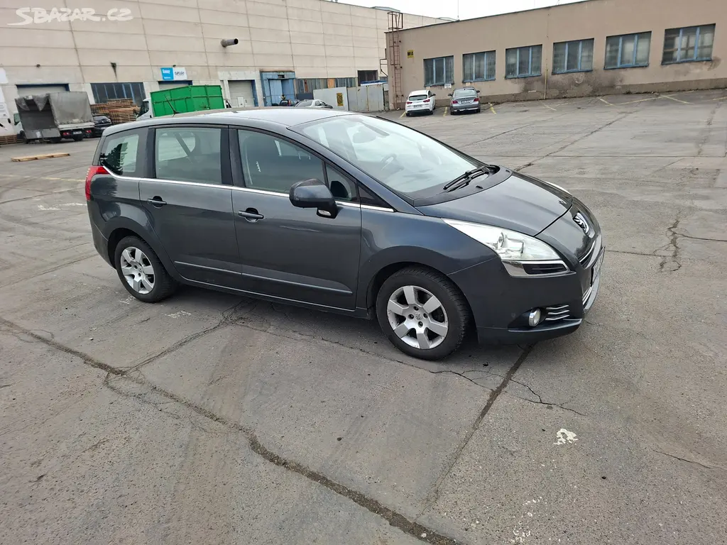 Peugeot 5008 - fotka 3