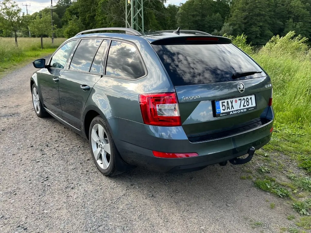 Škoda Octavia Combi 1.6 TDI STYLE P.,119 680 km,ČR - fotka 5