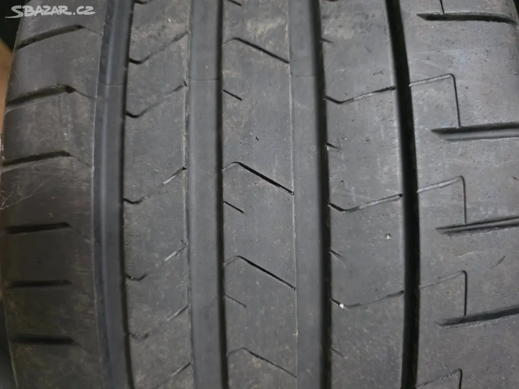 245/35 ZR20 95 Y XL Pirelli P Zero PZ4 1 Ks 5mm