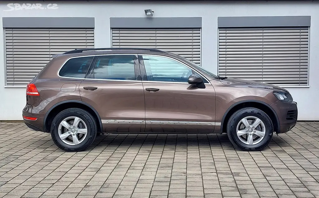 Volkswagen Touareg, 3.0, 180 kW, 4×4, tažné - fotka 4