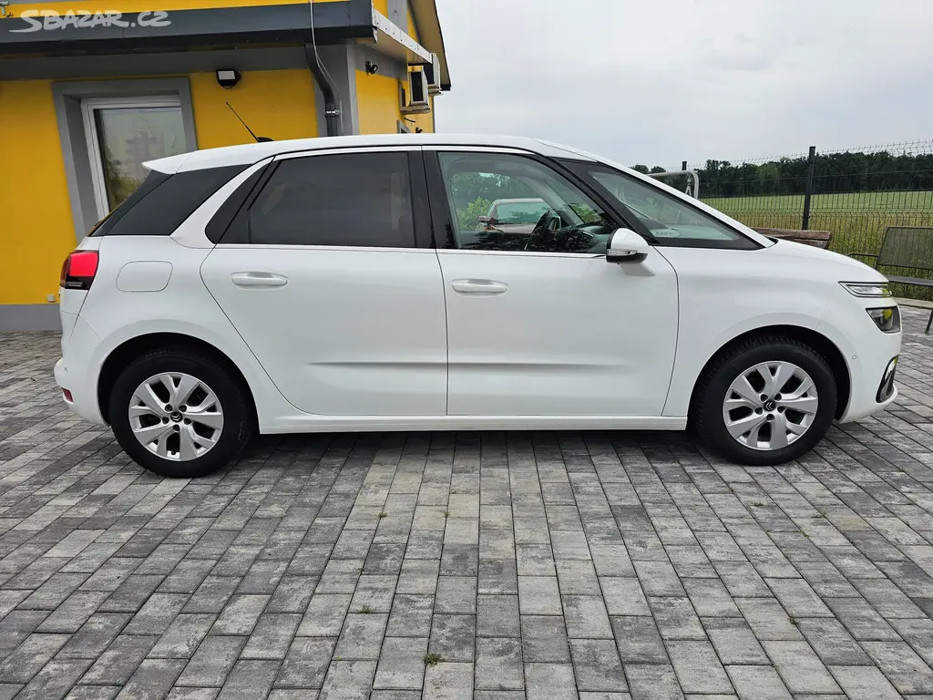 Citroën C4 Picasso, Space Tourer 1.6HDI Selection - fotka 4