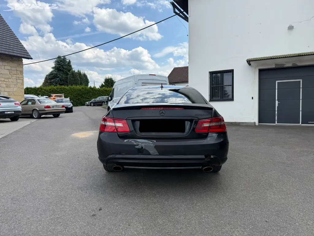 Mercedes-Benz E 350 - fotka 5