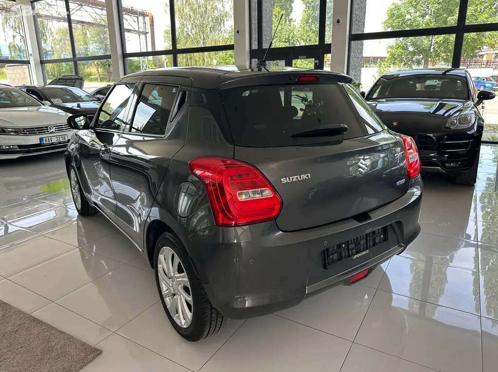 Suzuki Swift, 1.2 Hybrid 61kW AUTOMAT - fotka 6