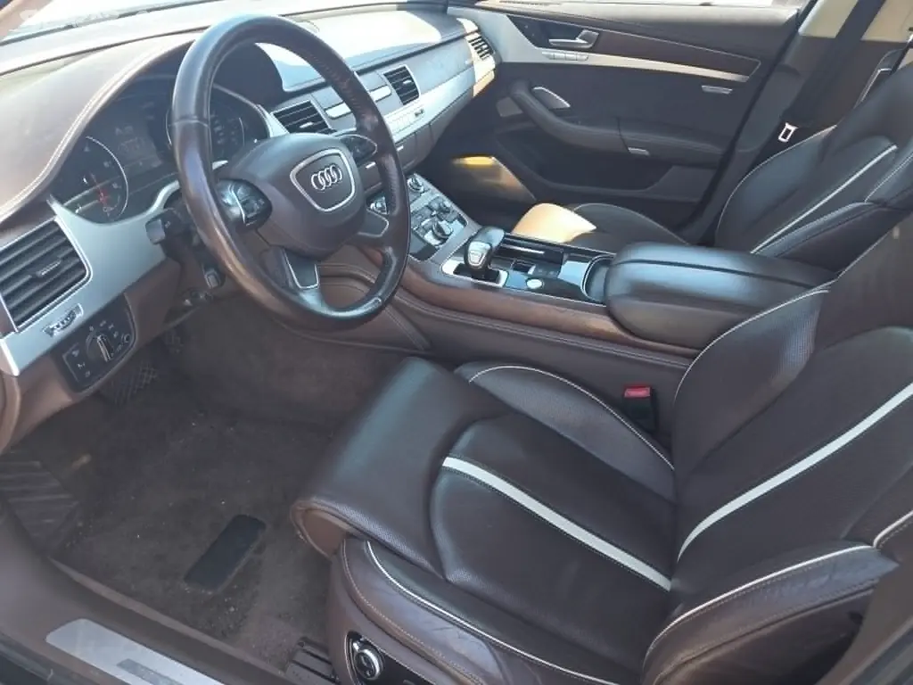 Audi A8, NOVÉ ROZVODY A VŠECHNY VSTŘIKY - fotka 6