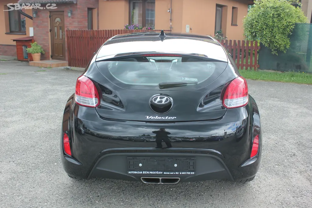 Hyundai Veloster, 1.6 GDI, 56 tis. km!! - fotka 6