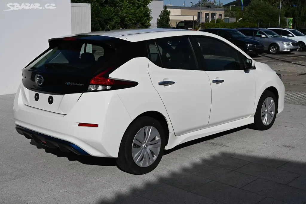 Nissan LEAF, Basis 40kWH 110KW 3/2021 - fotka 5