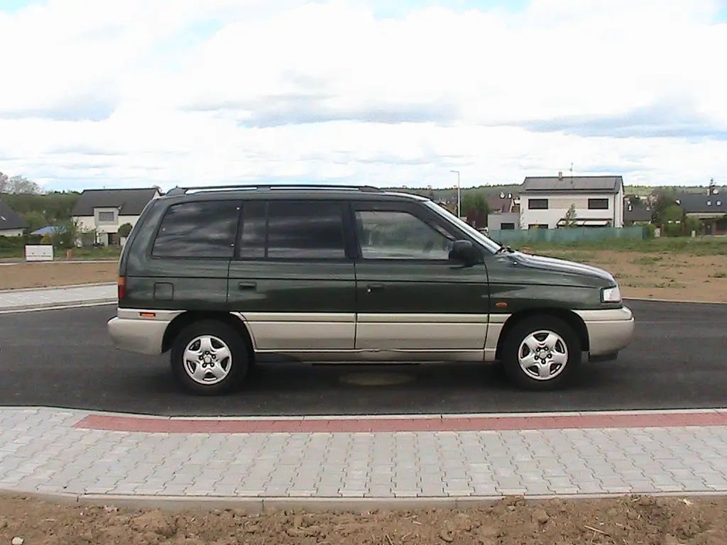 MAZDA MPV I LV 2,5 TD - fotka 4