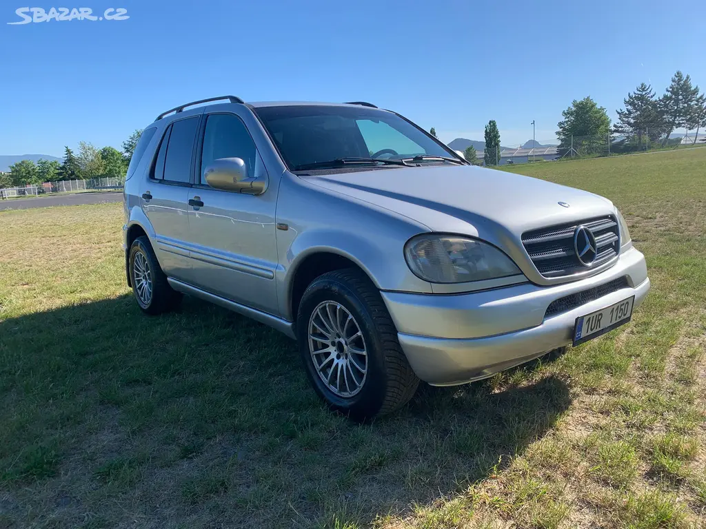 Mercedes ML 320i 160 kw 2001 4x4 244 000 automat - fotka 2
