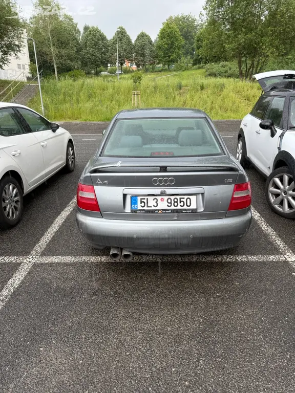 Audi a4 b5 1.6 74kw 1997 - fotka 6