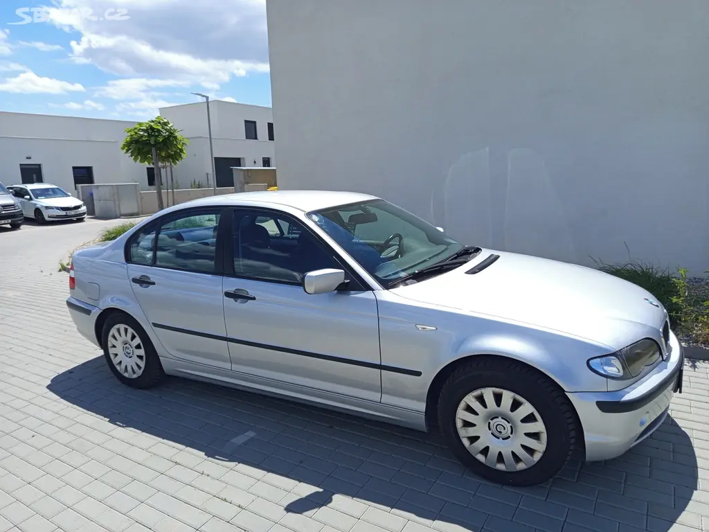 BMW e46 316i automat 140tis - fotka 3