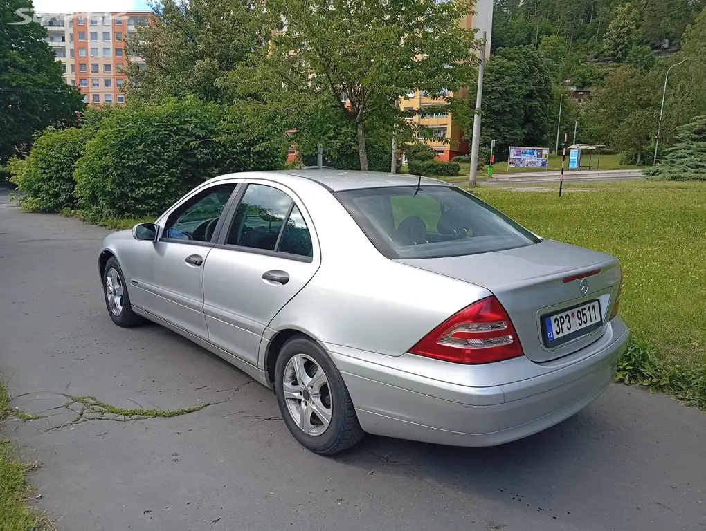 Mercedes - fotka 5