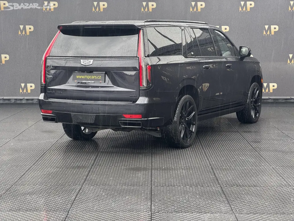 Cadillac Escalade, 6.2 V8 AWD Platinum, DPH, PPF - fotka 6