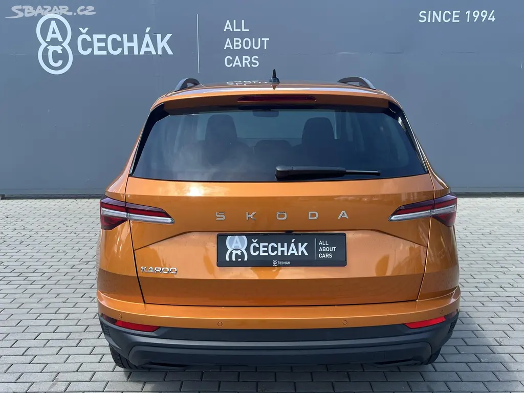 Škoda Karoq, 1. majitel, Koupeno nové v ČR - fotka 6