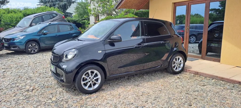Smart Forfour 1.0 52kW PASSION 5 dvěří