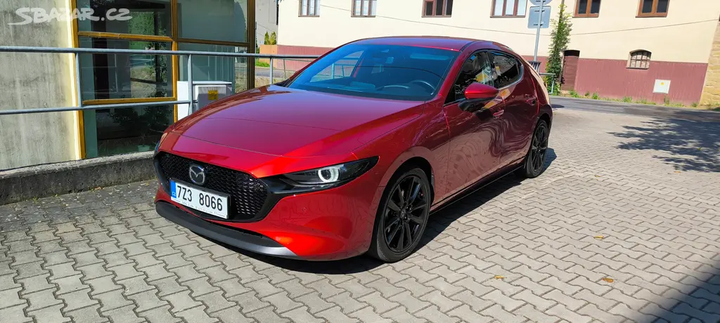 Prodám Mazdu 3 HB 2.0 X 186, Exclusive line, 2022