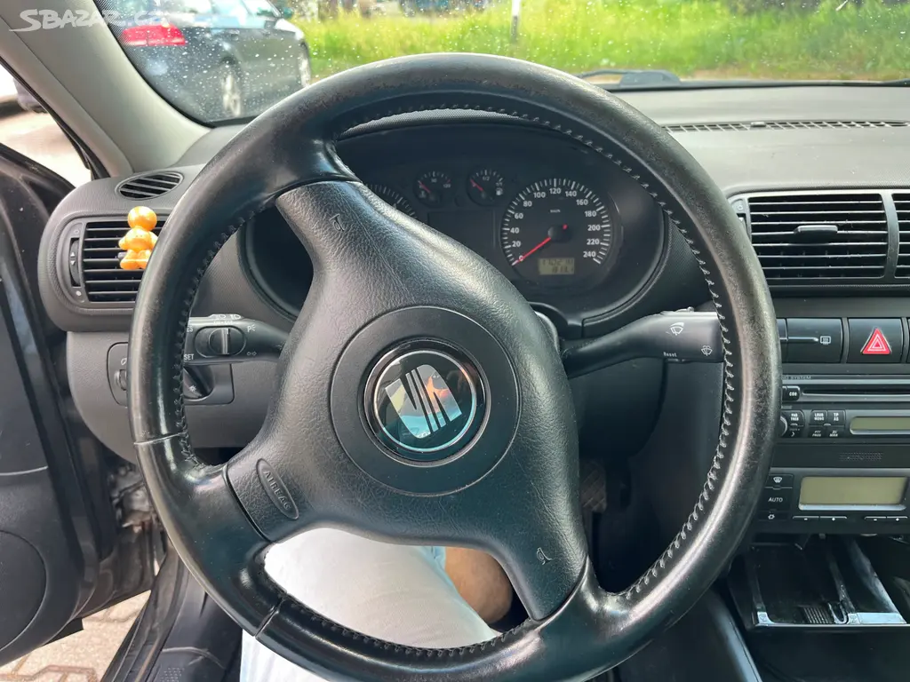 KLIMA,BEZ KOROZE,TEMPOMAT,Seat toledo 1.9 tdi 81kw - fotka 5