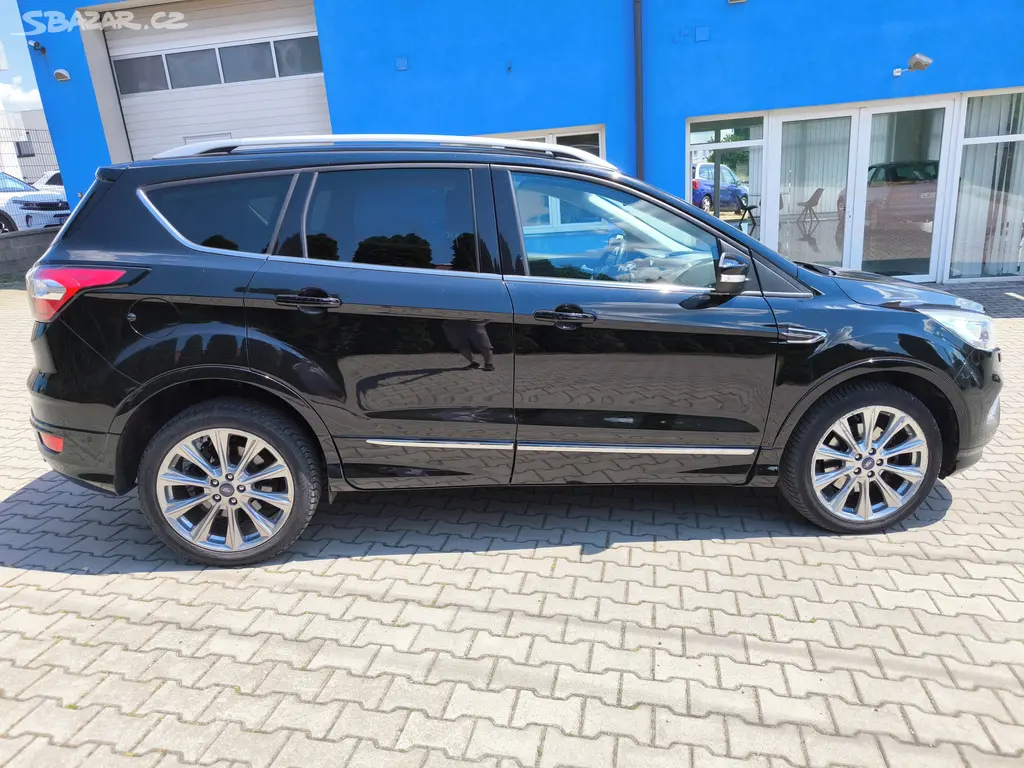 Ford Kuga, 1.5 4x4 Vignale 134KW - fotka 4