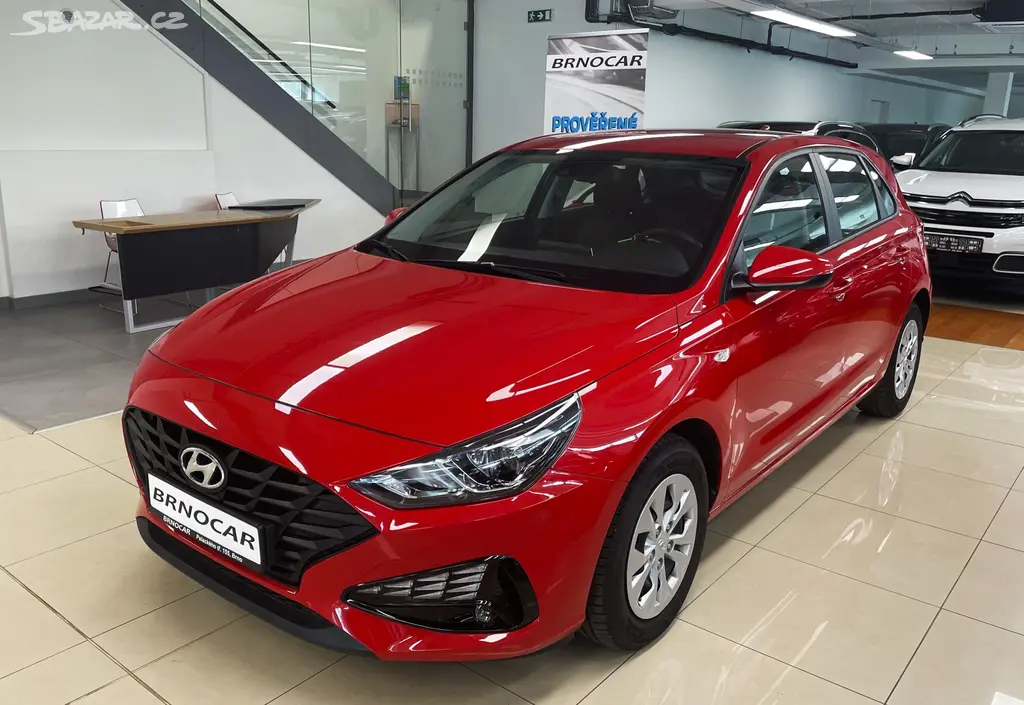 Hyundai i30, 1,5DPi 81kW, ČR, 1.MAJ - fotka 3