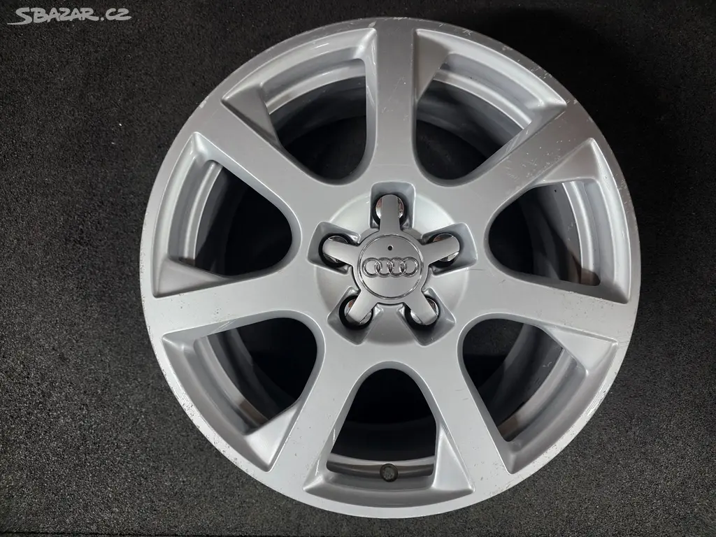 Audi Q5 8R Alu kolo 17 8R0601025G Originál